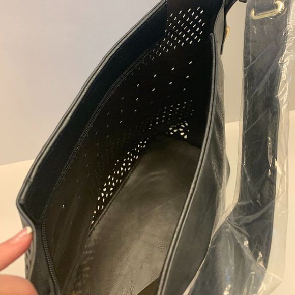 The Slouchy Tote /Perforated Crossbody & Additional Bag 2 in 1 - NWT - Picture 6 of 7